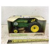 John Deere 2640 tractor field of dreams, special