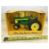 John Deere 720 tractor collectors edition 1994