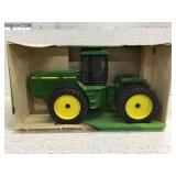 John Deere 8760, 1/16 scale, Ertl, in box