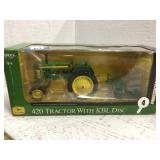 John Deere 420 tractor with KBL disc 1:16 scale