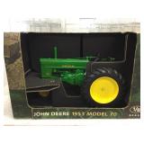 John Deere 1953 Model 70, 1/8 scale, Ertl Scale
