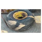 Auger cart tire on rim