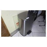 Qualiazero Stainless Steel Trash Can