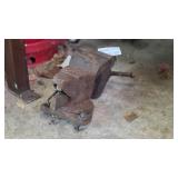 Morgan Bench Vise with Swivel Base