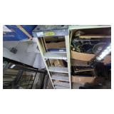 Stanley Fiberglass Electrician Step Ladder