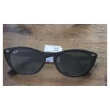 Ray-Ban Black Wayfarer Sunglasses