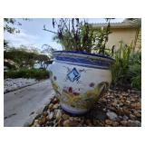 Large Hand-Painted Deruta Ceramic Planter