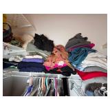 Clothing Lot in Mixed Sizes
