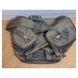 Skyway Green Travel Bag with Multiple Pockets