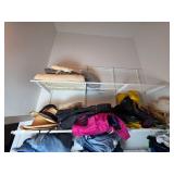 Accessories and Linens