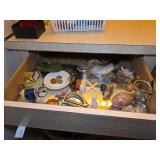 Mineral Carvings, and Household Collectibles