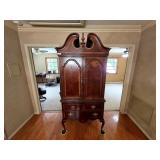 Chippendale Mahogany Bonnet Top Armoire