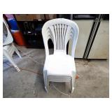 Set of 4 White Resin Stackable Patio Chairs