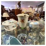 Vintage Porcelain Lidded Boxes & Jar