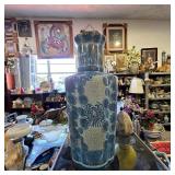 Fujita Kutani Chrysanthemum Vase