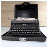 Vintage Royal Quiet De Luxe Portable Typewriter