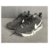 Nike Air Barrage Low Sneakers