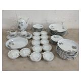 Towne Whispering Leaves Dish Set