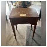 SMALL WOODEN SEWING MACHINE TABLE