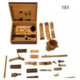 VINTAGE WOODEN HUMIDOR W/ ASSORTMENT OF WOODEN PIPES TO INCLUDE 1 MEERSCHAUM CORN COB PIPE AND OTHER HANDMADE PIPES