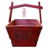 VINTAGE WOODEN PAINTED RED ARNOLD GRAIN COMPANY CRATE