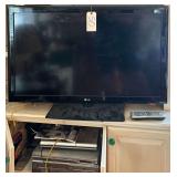 LG TELEVISION - WORKING, NEEDS TO BE CLEANED - W/ SANYO VHS/DVD PLAYER