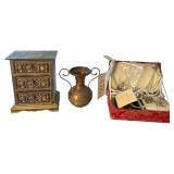 FABRIC COVERED JEWELRY BOX WITH ASSORTED NICE STRANDS OF (UNTESTED) PEARLS/PEARL TYPE STONES AND OTHER PIECES, 3 DRAWER GOLD-TONE JEWELRY BOX, BRASS/COPPER HANDLED VASE