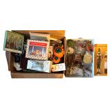LOT OF FALL AND DECORATIVE ITEMS TO INCLUDE PILGRIM SET, NOVELTY SPREADERS, HALLMARK ORNAMENT, ETC.