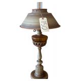 VINTAGE ELECTRIC TOLEWARE LAMP WITH AMBER INSERT (UNTESTED)