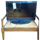 TOSHIBA 26” TELEVISION - WORKING - W/ WOODEN STAND (AS-FOUND)
