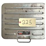 RUBBERMAID PELOUZE 250 X 1 LB CAPACITY SHIPPING SCALE