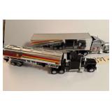 KENWORTH 1/32 SCALE TOY SEMI TRUCK W/ SHELL OIL TANKER, PETERBILT 1/32 SCALE TOY SEMI TRUCK W/ KENWORTH BOX