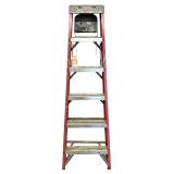 LOUISVILLE FIBERGLASS 6 FT LADDER