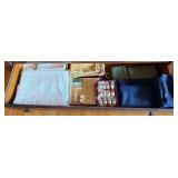 ASSORTED TABLECLOTHS, NAPKINS, AND SET NAPKIN RINGS