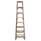 LOUISVILLE FIBERGLASS 8 FT LADDER
