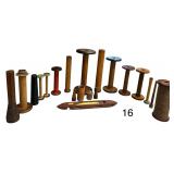 ASSORTMENT OF 18 VINTAGE WOODEN SPOOLS AND 1 SHUTTLE