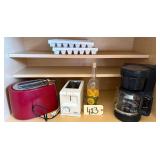 RIVAL TOASTER, TOASTMASTER TOASTER, SUNFLOWER VINEGAR BOTTLE, ICE TRAYS AND A WEST BEND TIN CUP COFFEE MAKER