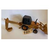1986 CASE FRONT END LOADER AND BACKHOE CONSTRUCTION KING - ERTL BRAND
