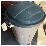 CORNERSTONE PLASTIC GARBAGE CAN WITH LID