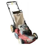 SELF-PROPELLED TORO 6.75 HP 190 CC LAWNMOWER WITH BAGGER
