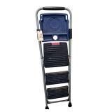 WERNER 3-STEP STEP LADDER 250LBS. CAPACITY