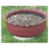 LARGE PLANTER CRAFTED FROM VEHICLE TIRE, 5 OTHER ASSORTED PLANTERS/POTS AS PICTURED