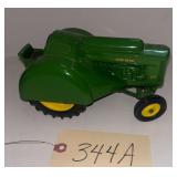 DIE-CAST JOHN DEERE ORCHARD 60 TRACTOR, 1993 SPECIAL EDITION