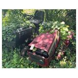 2 MURRAY RIDING LAWNMOWERS AS-FOUND/FOR PARTS