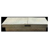 ALUMINUM DIAMOND PLATE TRUCK TOOL BOX