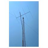 HAM RADIO ANTENNA TOWER W/ MULTI-ELEMENT BEAM ANTENNA