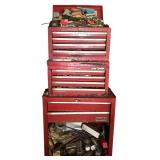 2 CRAFTSMAN STACKABLE TOOL BOXES ON WATERLOO TOOL BOX - CONTENTS TO INCLUDE LEVELS, WRENCHES, SOCKETS, RIVETER, TIMING LIGHT, TIN SNIPS, SCREWDRIVERS, WIRE PLIERS, HEAVY DUTY SOCKETS, OIL CAN, ETC.