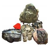 GREEN MILITARY BAG, ORANGE SKULLCAP, CAMOUFLAGE DUFFEL BAG, 2 CAMOUFLAGE SEAT CUSHIONS, 2 PAIRS OF GLOVES, OTHER SMALL CAMOUFLAGE BAG