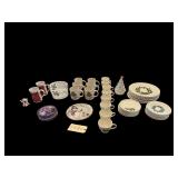 8-PLACE SETTING (32 PIECES) HOLLY PATTERN DISHES: 8 SUPPER PLATES, 8 DESSERT PLATES, 8 SAUCERS, 8 TEACUPS; 6 CHRISTMAS PATTERN MUGS; SNOWMAN PATTERN PLATE; 2 ROYAL NORFOLK CHRISTMAS MUGS; SMALL CHRIST