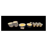 30 PIECES OF JC PENNEY HOME COLLECTION: 7 CUPS, 8 SALAD PLATES, 8 SUPPER PLATES, 7 BOWLS